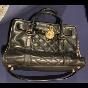 USED - MAKE AN OFFER — Michael Kors small bag